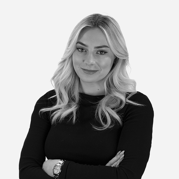 Head shot - Emily Tomlinson - Head of Marketing